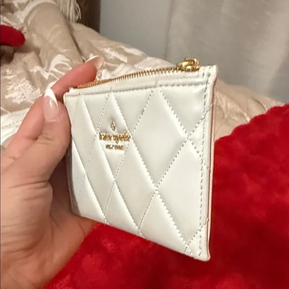 Kate Spade Quilted Cream Card Holder with Gold Accent - Picture 6 of 9